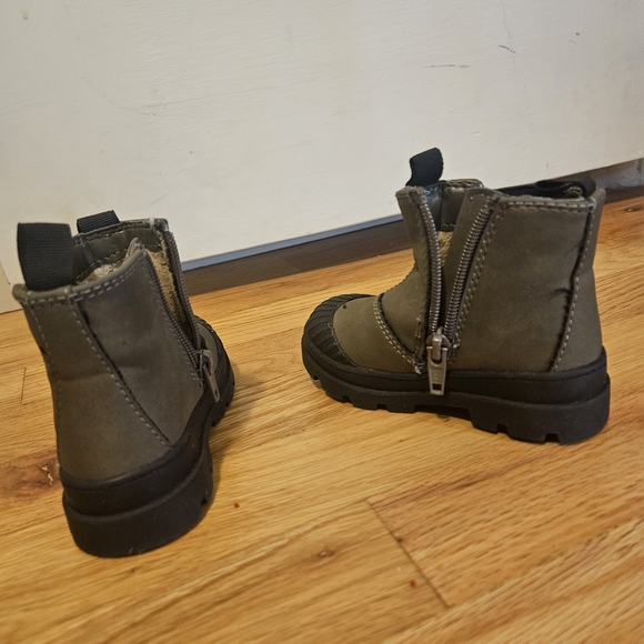 H&M Kids' Black and Brown Boots - Picture 4 of 5